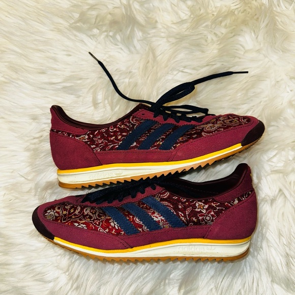 Adidas Originals Woman’s OG Suede Ornate Carpet Sneaker  Athletic Shoes - Picture 4 of 6